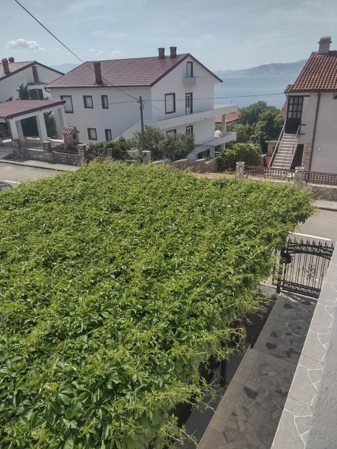 Apartments Vita Novi Vinodolski Exteriör bild