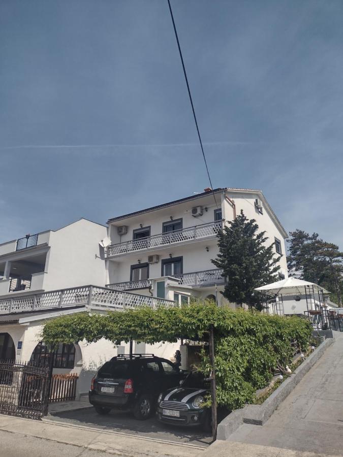 Apartments Vita Novi Vinodolski Exteriör bild