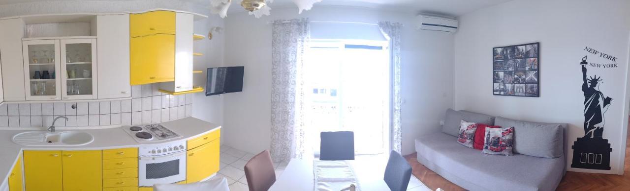 Apartments Vita Novi Vinodolski Exteriör bild