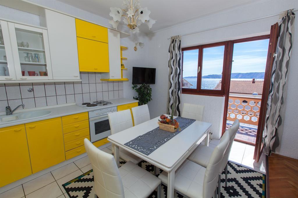 Apartments Vita Novi Vinodolski Rum bild