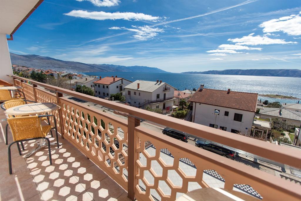 Apartments Vita Novi Vinodolski Rum bild