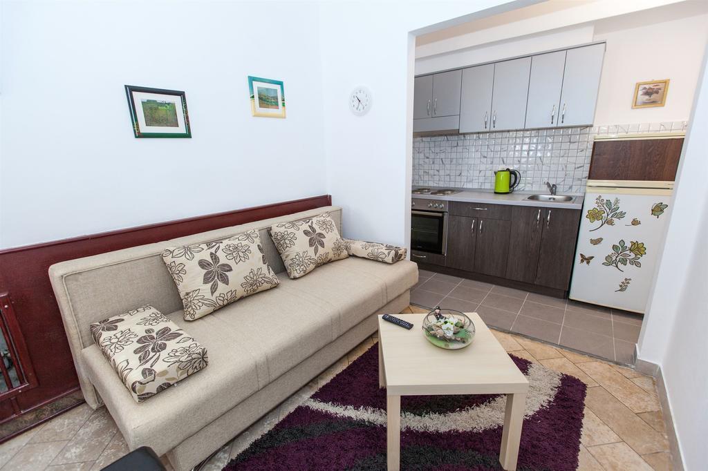 Apartments Vita Novi Vinodolski Rum bild